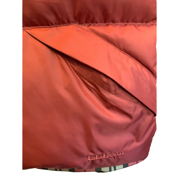 L.L. Bean Women’s Down Puffer Vest NWOT - Picture 5 of 7